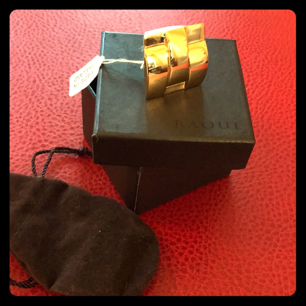 Brand New Raoul Ring